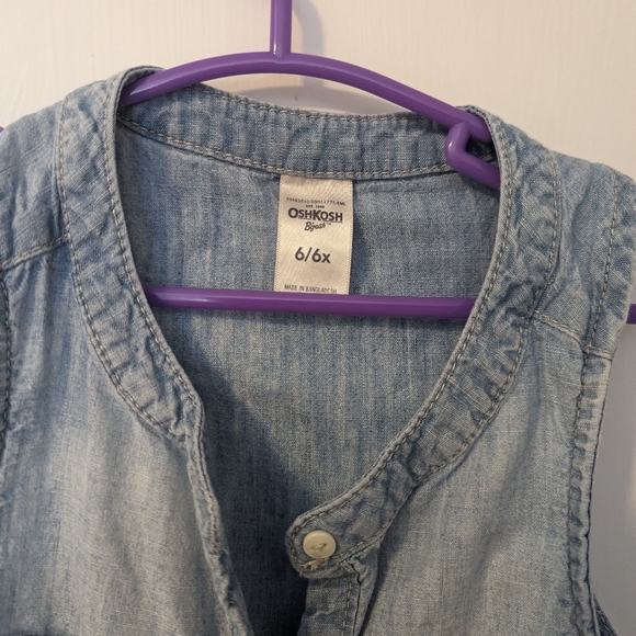 ✨3/$20 6T Oshkosh Denim Button Up Dress - Picture 3 of 3